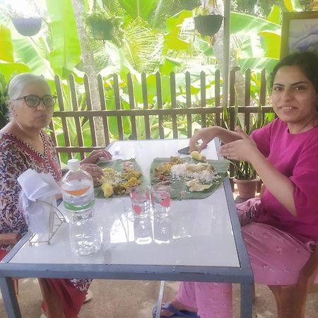 Mundromocktail Tourist Home Sasthamcotta Luaran gambar
