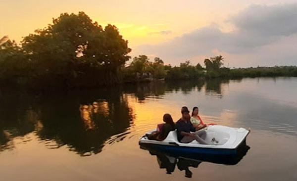 Mundromocktail Tourist Home Sasthamcotta Luaran gambar